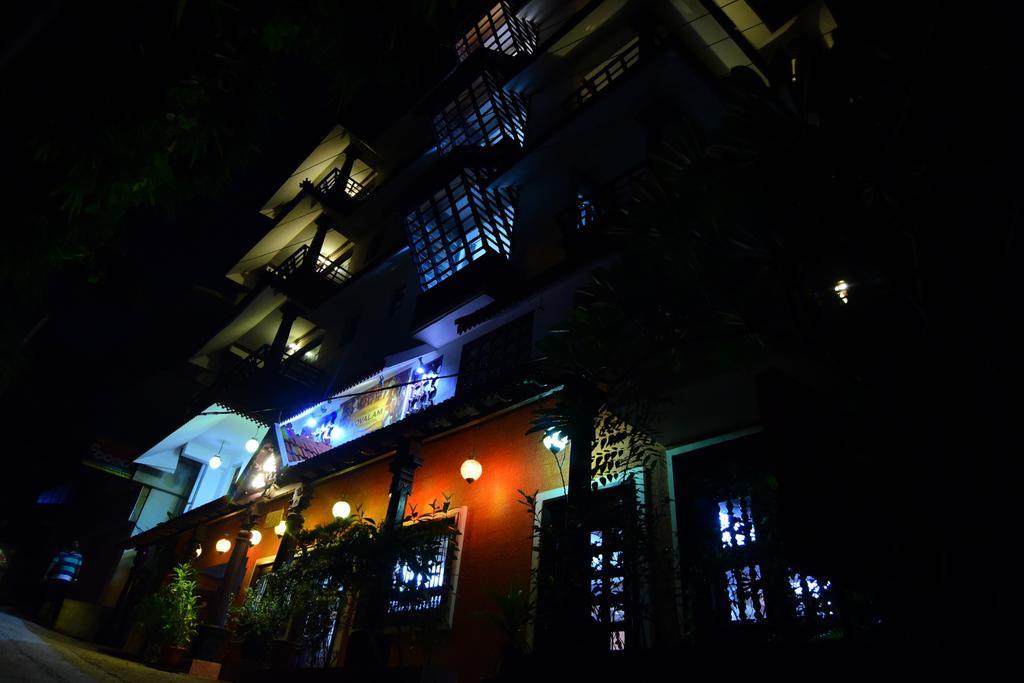 Kovalam Beach Hotel Dış mekan fotoğraf