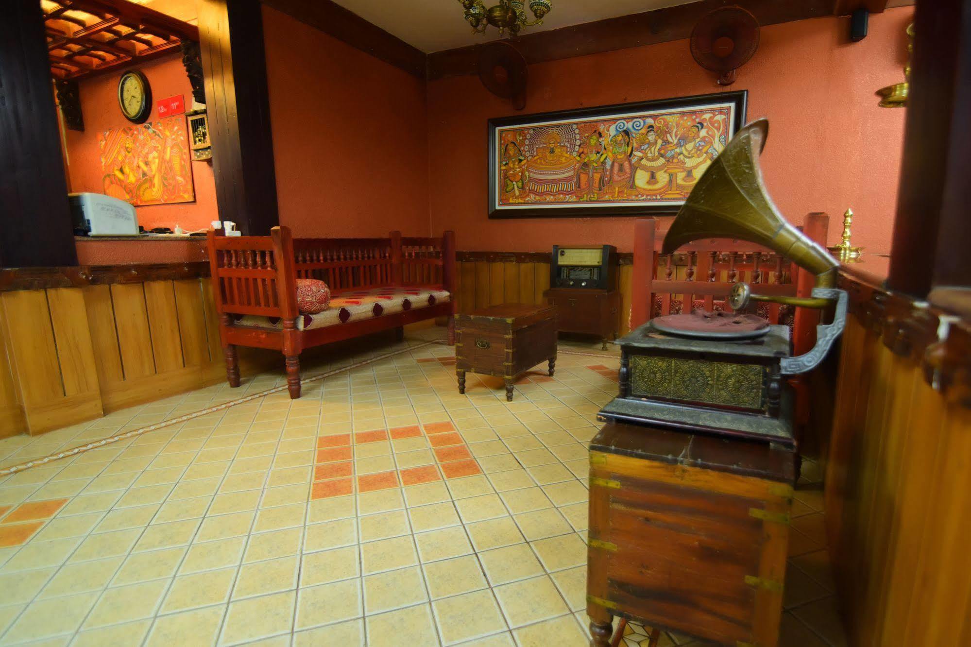 Kovalam Beach Hotel Dış mekan fotoğraf